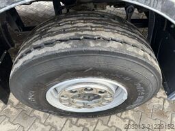 MERCEDES-BENZ AROCS 3548 8x4 Euro 6 Meiller Kipper Bordmatik