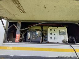 Gray & Adams GADD3 / WORKS GREAT / HYDRAULIC / 2 LEVELS
