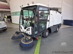 Johnston C200/201 Compact Sweeper