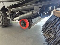 Johnston C200/201 Compact Sweeper