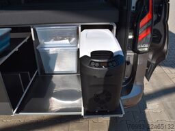 FORD Tourneo Connect 1.5 EcoBoost Aut. Titanium Camp