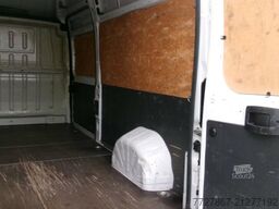 Peugeot Boxer 335 2.2 bluehdi 140cv S&S L3H3 E6d