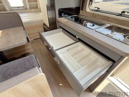 HOBBY De Luxe 490 KMF Modelljahr 2027 ausgestellt!