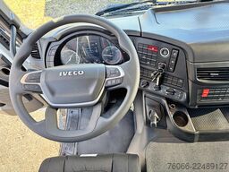 Iveco T-Way AT720T43TH AT ADR Tractor Head (16 units)