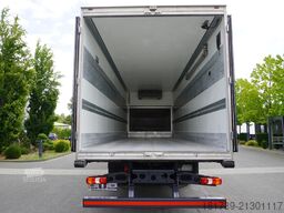 Mercedes-Benz Actros 1824 / Refrigerator 22 EPAL