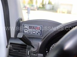 Mercedes Sprinter Transfer 55