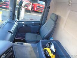 Scania P230 + carrier supra 950 + euro 5 + lift
