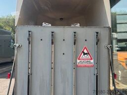 HUMBAUR HP 2000 2 Pferdanhänger Holz/Poly 2t.