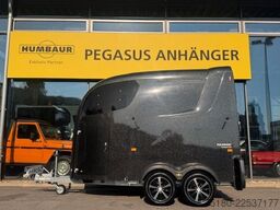 HUMBAUR Maximus 2 Pferdeanhänger Vollpolyester 2,7t