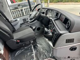 MAN Lions Coach R08 63 Sitze 3-Achsen 13.8m