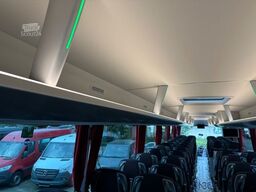 MAN Lions Coach R08 63 Sitze 3-Achsen 13.8m