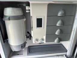 MAN Lions Coach R08 63 Sitze 3-Achsen 13.8m