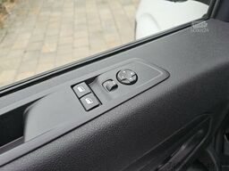 Fiat Scudo 2.2 150PS M L2 FLEXCAB 6 Sitze CarPlay