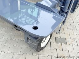 Combilift C4500 WIDE FORK POSITIONER DIESEL DUPLEX