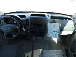 mercedes-benz SPRINTER 310 CDI MAXI EURO-5 KOFFER REGALE KAMERA DURCHGANG COC