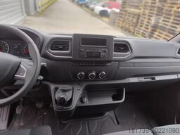Renault Master / Box van