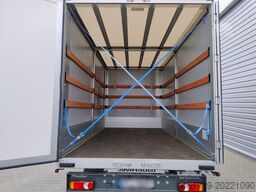 Renault Master / Box van