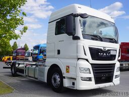 MAN TGX 18.430 / BDF 7.5 m / sleeping cab