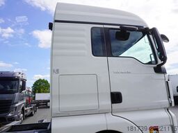 MAN TGX 18.430 / BDF 7.5 m / sleeping cab
