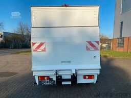 PEUGEOT Boxer Koffer 335 L2 BlueHDi 130 *Ladebordwand*