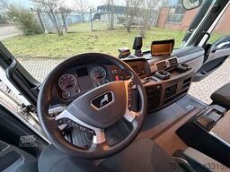 MAN TGL 8.190  Isolier Koffer mit Ladebordwand