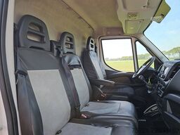 IVECO DAILY 35 C 18 3.0 L2H2