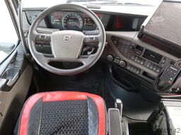 Volvo FH 460 4x2, Glob, 2 Tanks, ACC, TUV, NL truck, ...