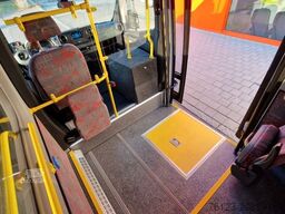 MERCEDES-BENZ 2 x Lagerfahrzeug Bürgerbus Niederflur 9 Sitze