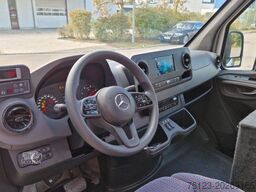 MERCEDES-BENZ 2 x Vorlauffahrzeug Bürgerbus Niederflur 9 Sitze