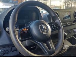 Mercedes Benz Sprinter