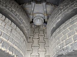 Scania R143 450 V8 6X4 Kran Palfinger 45000 / Oldtimer