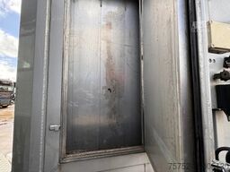 Kraker CF 200 92m3 Cargo Floor 10MM 2x Liftachse Silver