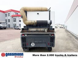 Aebi MFH 5500, 4-Rad-Lenkung, 3-Besen, Hochentleerung,