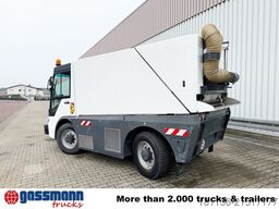 Aebi MFH 5500, 4-Rad-Lenkung, 3-Besen, Hochentleerung,