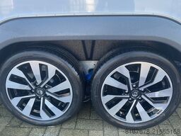 KNAUS SUDWIND SCANDINAVIAN SELECTION 750 UFK