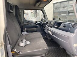 FUSO Canter 7C15 Koffer mit Ladebordwand
