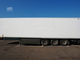 LAMBERET 3 Axle frigo trailer Carrier Vector 1950 Bi-Temp
