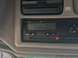 Mercedes-Benz Atego 818