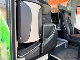 SETRA S 517 HD Km original Top Zustand