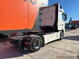 Mercedes-Benz Actros 2442 6x2 BIGSPACE