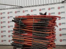 Diversen Occ lot diverse verkeersignalisatie