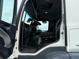 MERCEDES-BENZ Antos 2533 6x2 Faun Rotopress 520