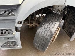 MERCEDES-BENZ Antos 2533 6x2 Faun Rotopress 520