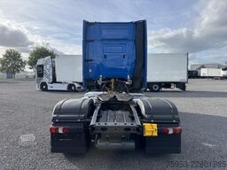 Mercedes-Benz 1851 LS Actros Gigaspace Retarder 2 x PTO