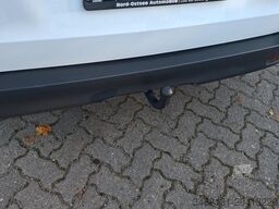 Mercedes-Benz VITO 116 NEUES MODELL AHK NAV KAM MBUX TOTWINKEL