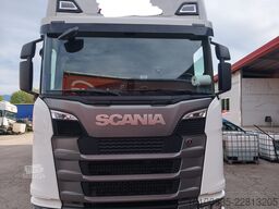 SCANIA Super S460