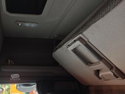 SCANIA Super S460