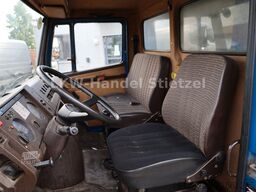 MERCEDES-BENZ 711D Pritsche + Plane, 2x AHK, 3 Sitze