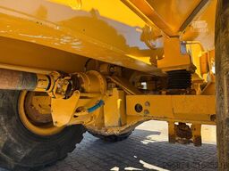 BELL B 30 E Dumper 6x6 knickgelenkt Kamera TOP