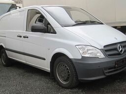 MERCEDES-BENZ Vito Kasten 109 CDI lang - AHK - 3 Sitze